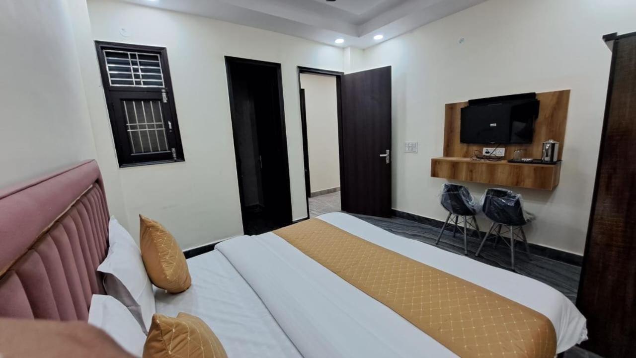 Hotel O City Deluxe Delhi (National Capital Territory of India) Exterior foto